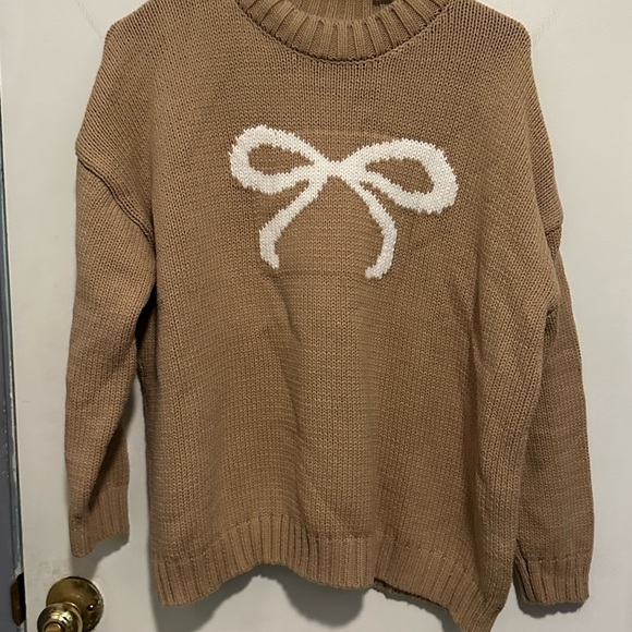 Sincerely Jules Tan Sweater with White Bow Design - Picture 1 of 3